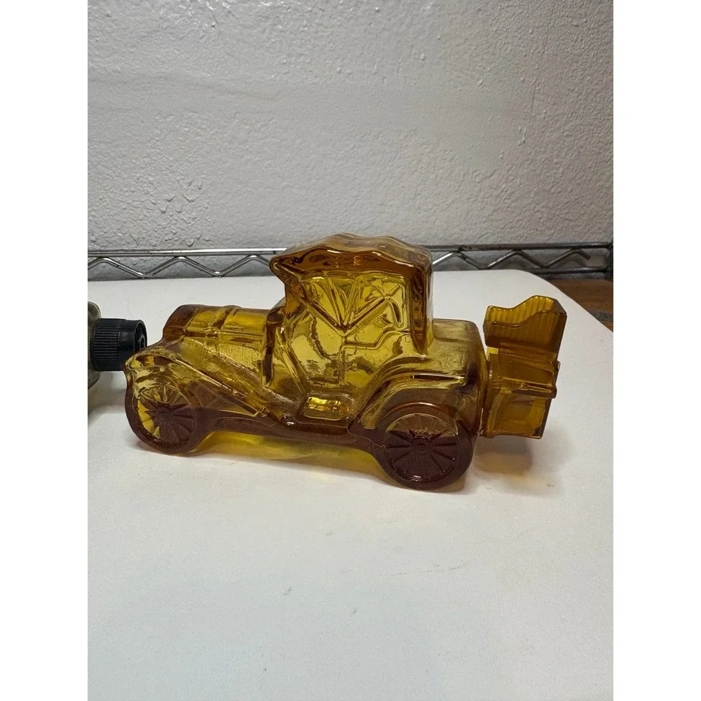 Vintage Avon, Decanter, Collectible Glass, Men's Grooming, Classic Cars, Automob